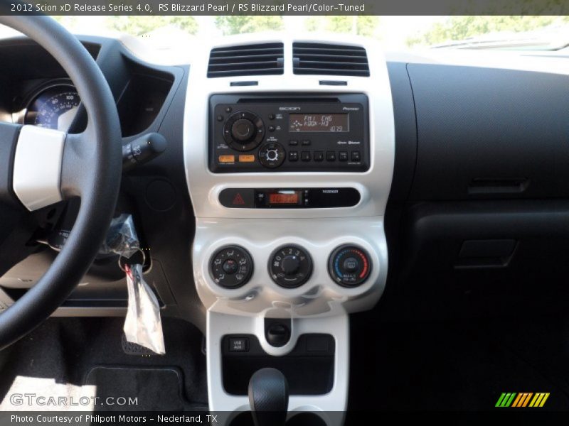 RS Blizzard Pearl / RS Blizzard Pearl/Color-Tuned 2012 Scion xD Release Series 4.0