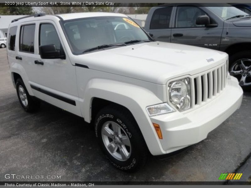 Stone White / Dark Slate Gray 2010 Jeep Liberty Sport 4x4