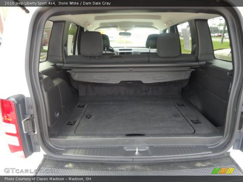 Stone White / Dark Slate Gray 2010 Jeep Liberty Sport 4x4