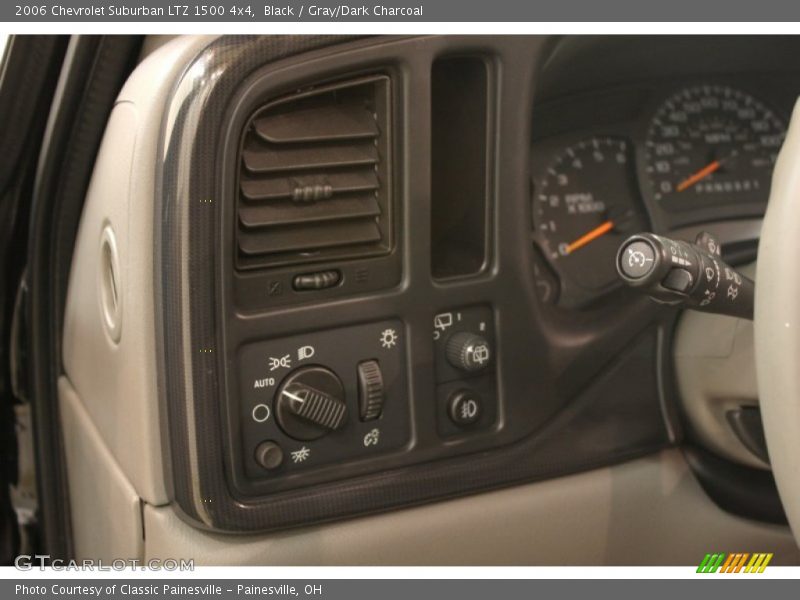 Controls of 2006 Suburban LTZ 1500 4x4