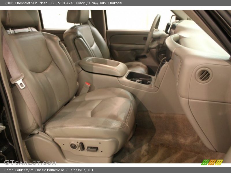  2006 Suburban LTZ 1500 4x4 Gray/Dark Charcoal Interior