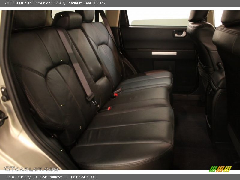 Platinum Pearl / Black 2007 Mitsubishi Endeavor SE AWD