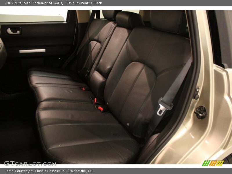Platinum Pearl / Black 2007 Mitsubishi Endeavor SE AWD