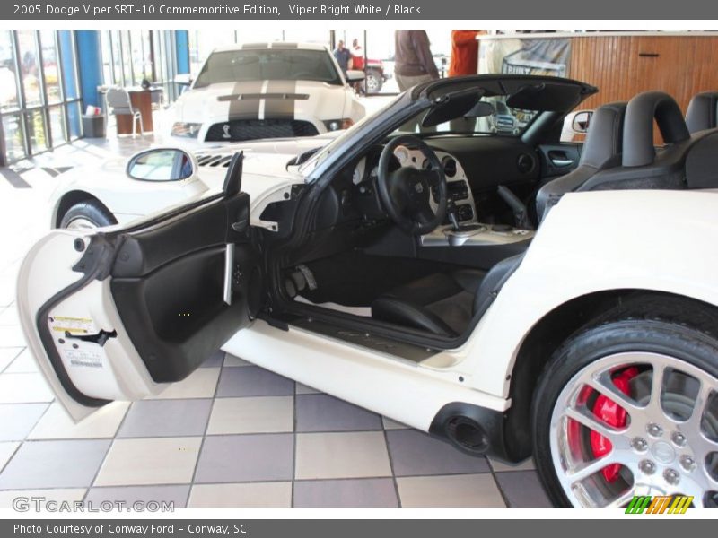  2005 Viper SRT-10 Commemoritive Edition Black Interior