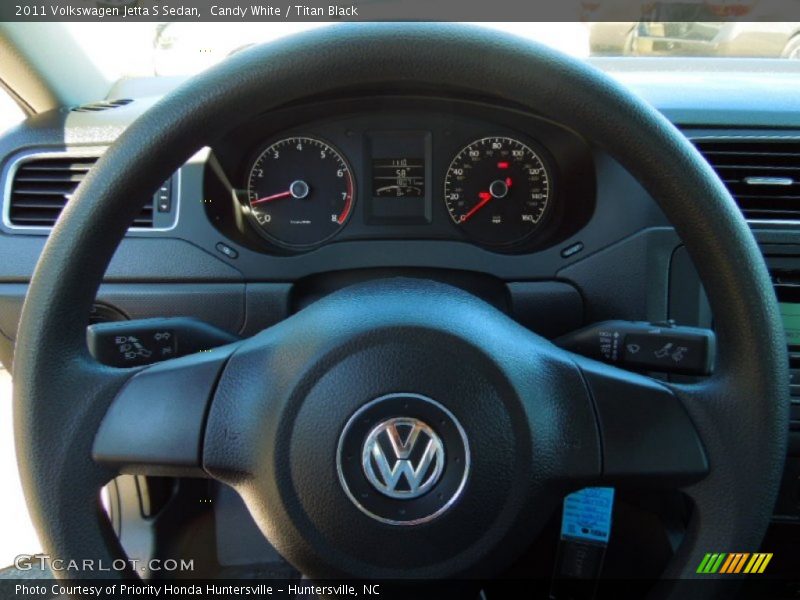Candy White / Titan Black 2011 Volkswagen Jetta S Sedan