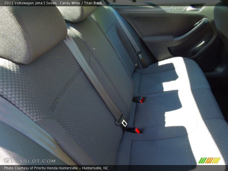Candy White / Titan Black 2011 Volkswagen Jetta S Sedan