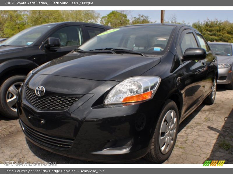 Black Sand Pearl / Bisque 2009 Toyota Yaris Sedan