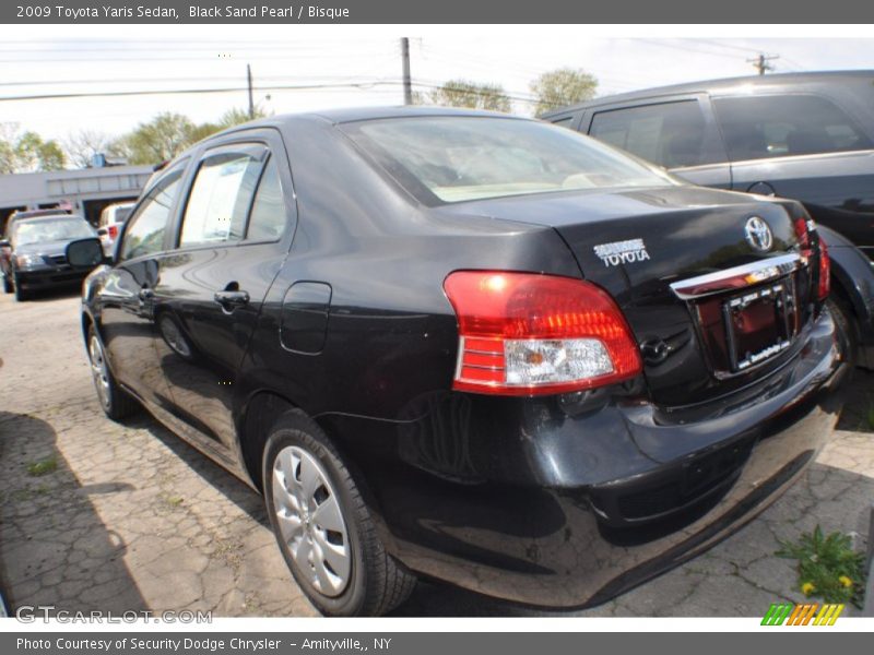 Black Sand Pearl / Bisque 2009 Toyota Yaris Sedan
