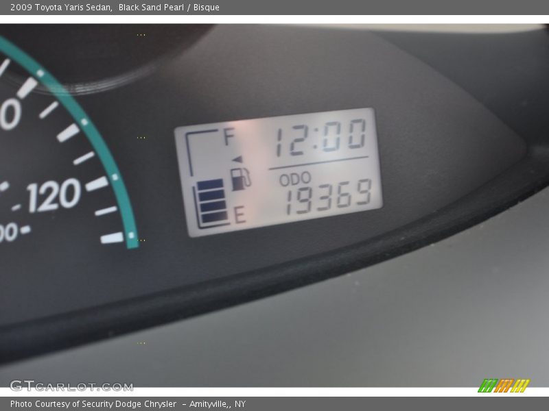 Black Sand Pearl / Bisque 2009 Toyota Yaris Sedan