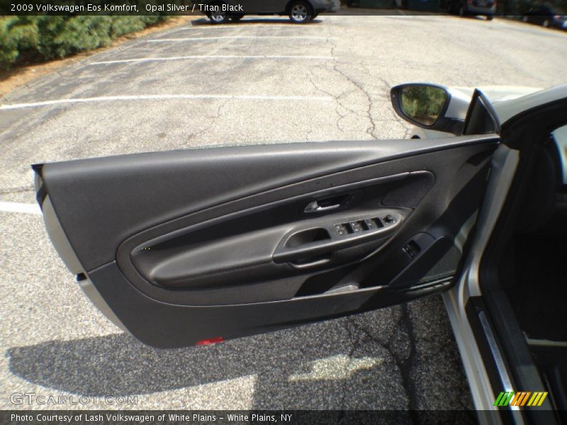 Opal Silver / Titan Black 2009 Volkswagen Eos Komfort