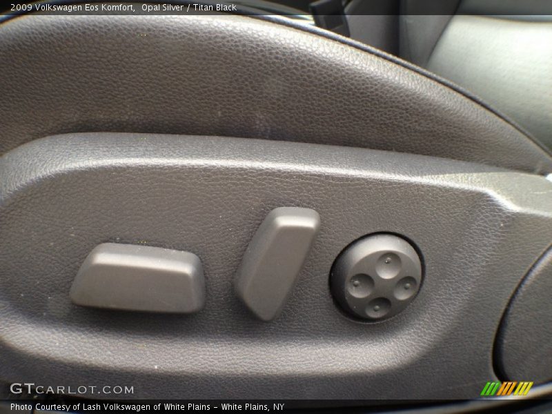 Opal Silver / Titan Black 2009 Volkswagen Eos Komfort