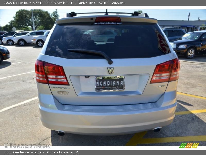 Bright Silver Metallic / Dark Slate Gray/Light Graystone 2009 Dodge Journey SXT