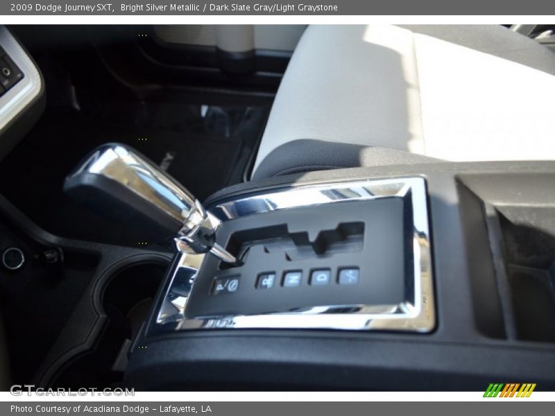 Bright Silver Metallic / Dark Slate Gray/Light Graystone 2009 Dodge Journey SXT