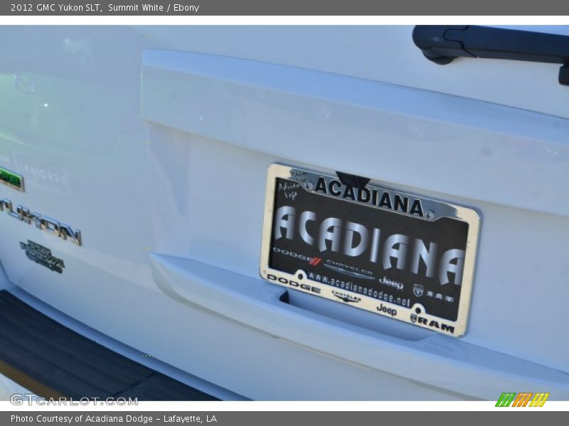 Summit White / Ebony 2012 GMC Yukon SLT