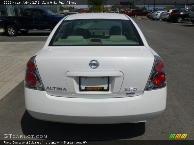 Satin White Pearl / Blond 2006 Nissan Altima 2.5 S