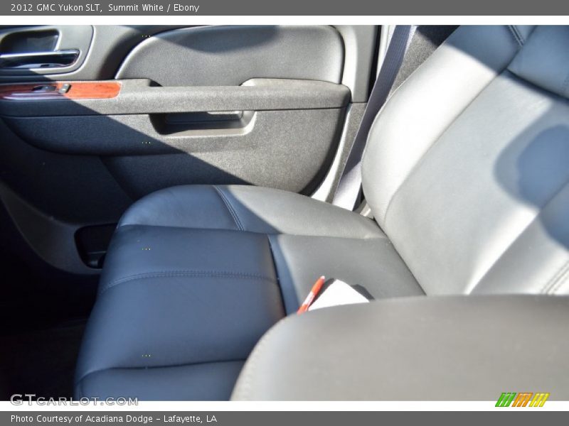 Summit White / Ebony 2012 GMC Yukon SLT