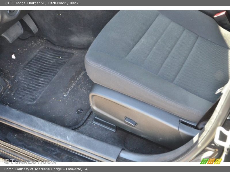 Pitch Black / Black 2012 Dodge Charger SE
