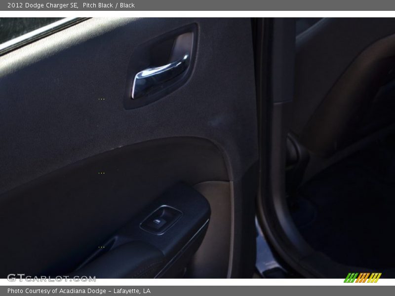 Pitch Black / Black 2012 Dodge Charger SE