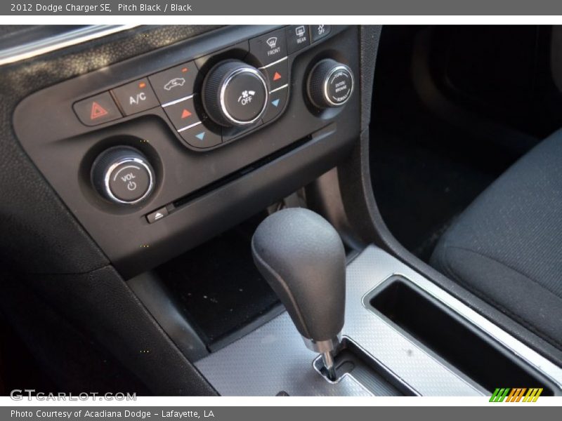 Pitch Black / Black 2012 Dodge Charger SE