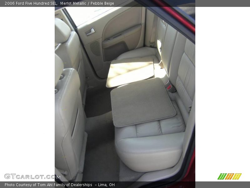 Merlot Metallic / Pebble Beige 2006 Ford Five Hundred SEL