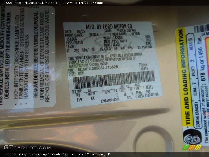 Cashmere Tri-Coat / Camel 2006 Lincoln Navigator Ultimate 4x4