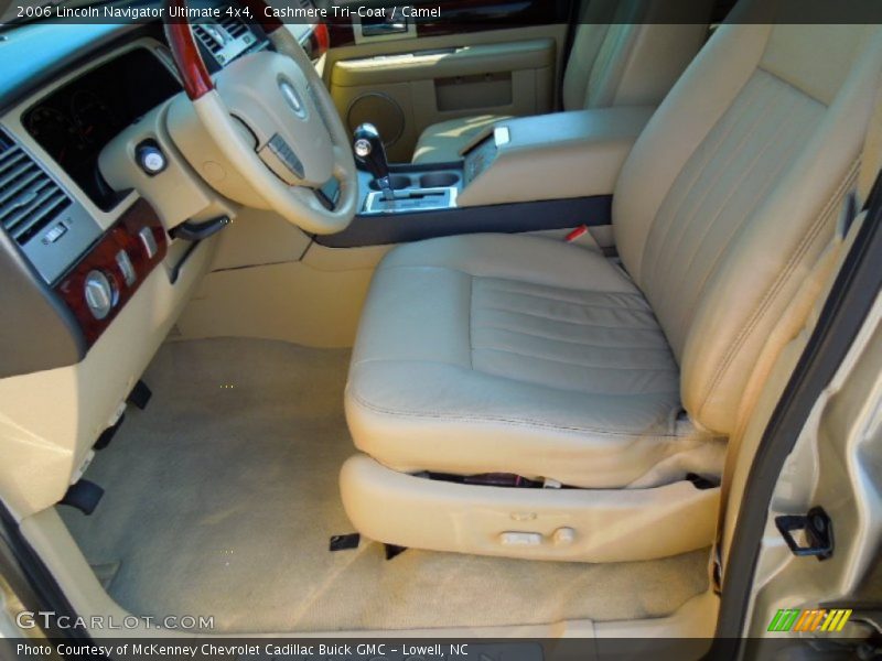 Cashmere Tri-Coat / Camel 2006 Lincoln Navigator Ultimate 4x4