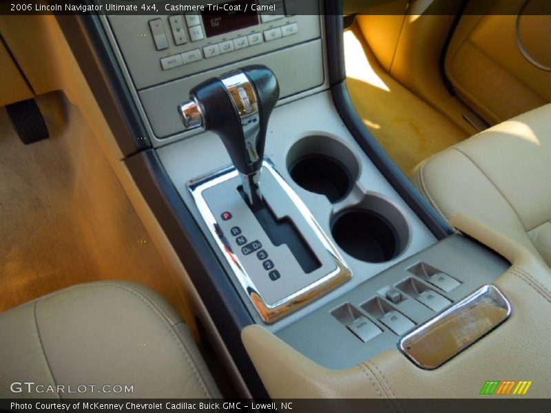 Cashmere Tri-Coat / Camel 2006 Lincoln Navigator Ultimate 4x4