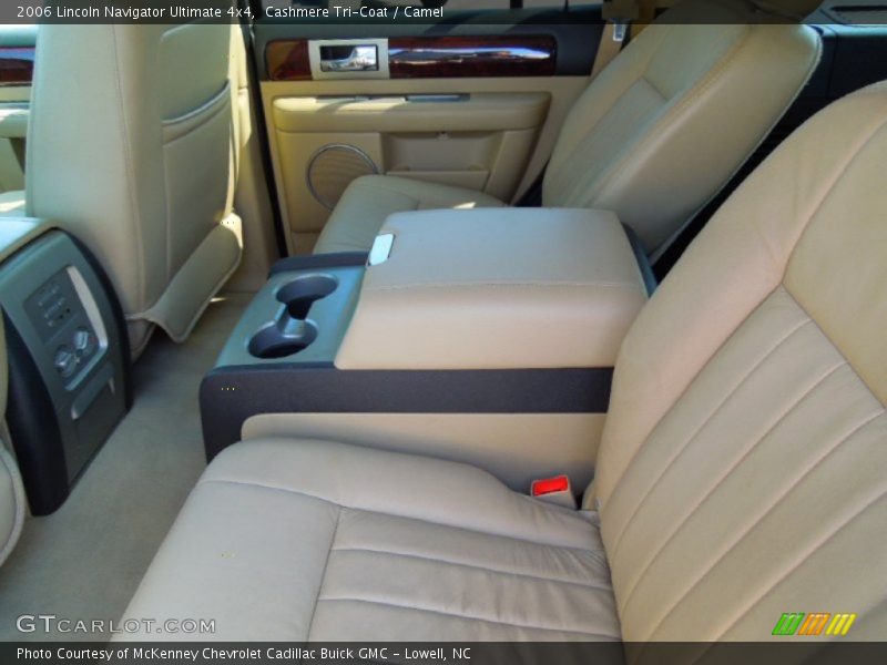 Cashmere Tri-Coat / Camel 2006 Lincoln Navigator Ultimate 4x4