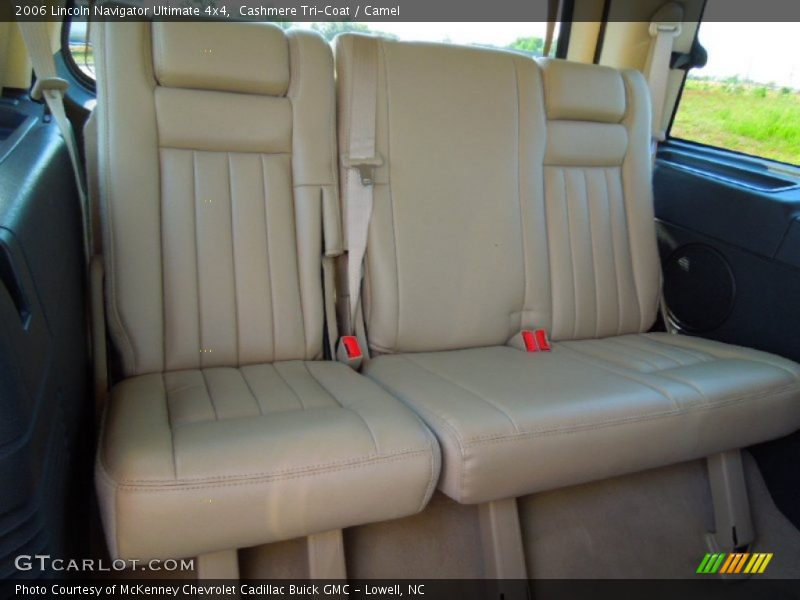 Cashmere Tri-Coat / Camel 2006 Lincoln Navigator Ultimate 4x4