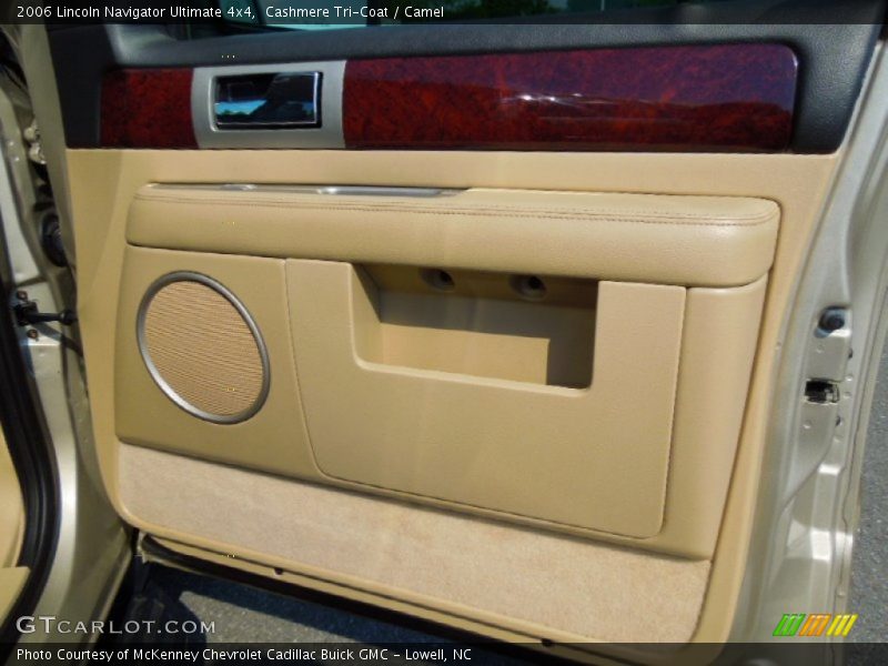 Cashmere Tri-Coat / Camel 2006 Lincoln Navigator Ultimate 4x4