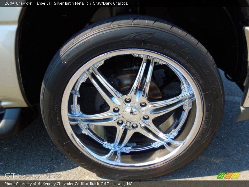 Silver Birch Metallic / Gray/Dark Charcoal 2004 Chevrolet Tahoe LT