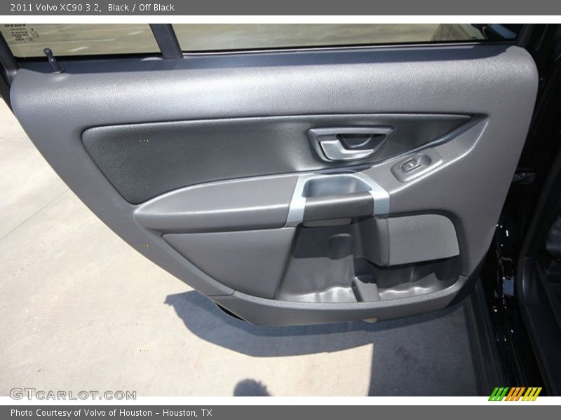 Black / Off Black 2011 Volvo XC90 3.2