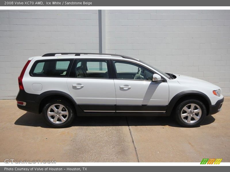 Ice White / Sandstone Beige 2008 Volvo XC70 AWD