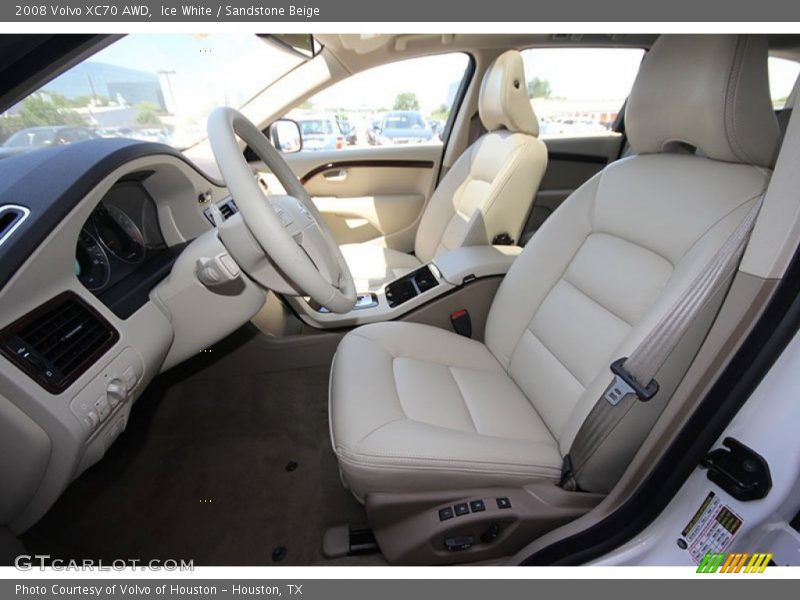 Ice White / Sandstone Beige 2008 Volvo XC70 AWD