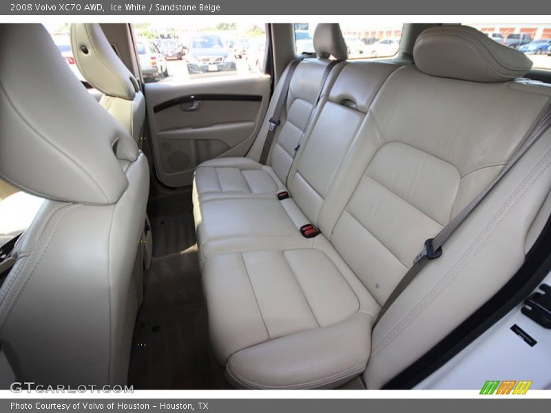 Ice White / Sandstone Beige 2008 Volvo XC70 AWD