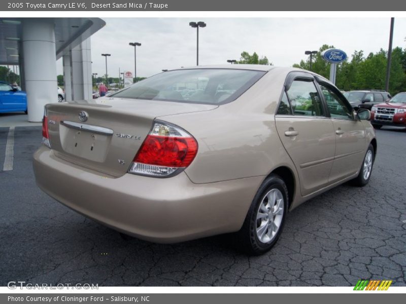 Desert Sand Mica / Taupe 2005 Toyota Camry LE V6