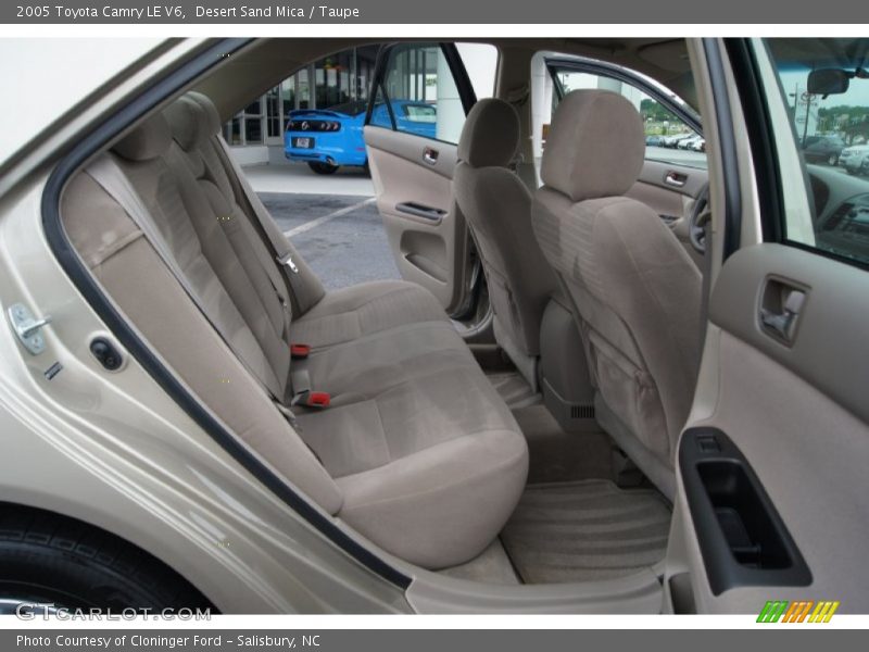 Desert Sand Mica / Taupe 2005 Toyota Camry LE V6