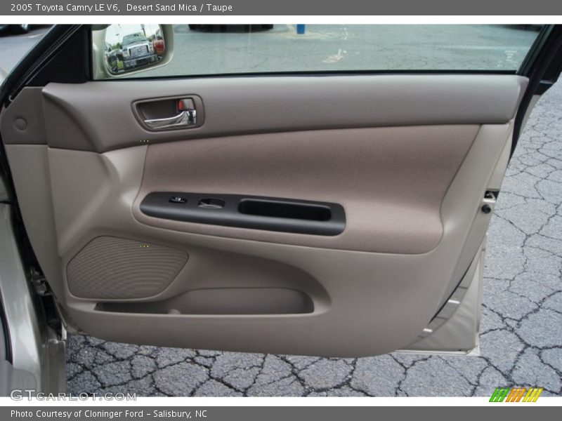 Desert Sand Mica / Taupe 2005 Toyota Camry LE V6