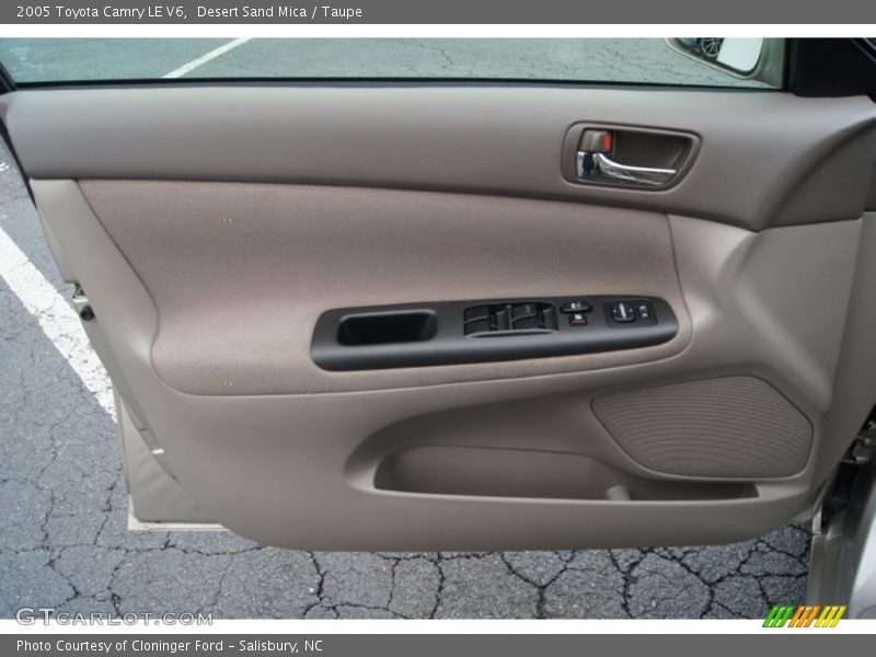 Desert Sand Mica / Taupe 2005 Toyota Camry LE V6