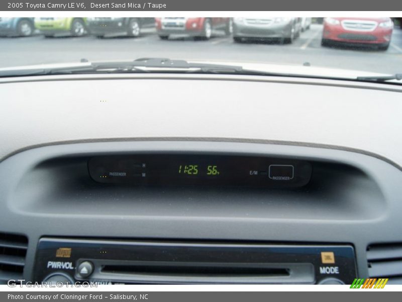 Desert Sand Mica / Taupe 2005 Toyota Camry LE V6
