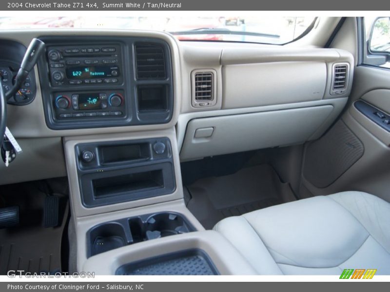 Summit White / Tan/Neutral 2004 Chevrolet Tahoe Z71 4x4