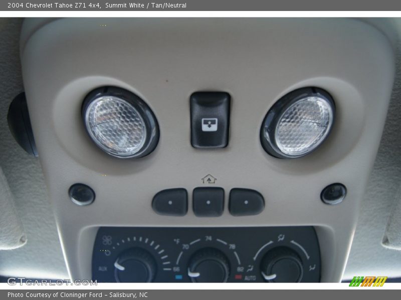 Summit White / Tan/Neutral 2004 Chevrolet Tahoe Z71 4x4