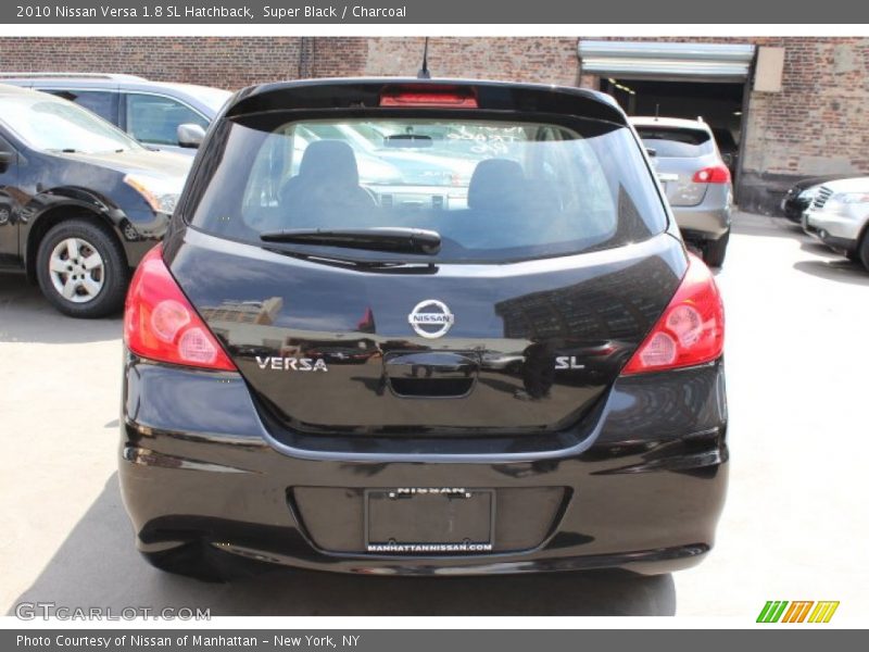 Super Black / Charcoal 2010 Nissan Versa 1.8 SL Hatchback