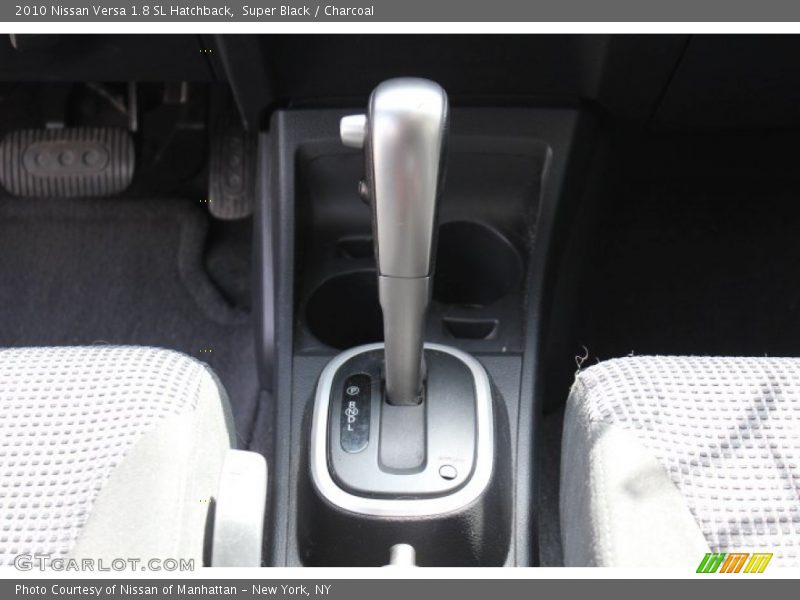 Super Black / Charcoal 2010 Nissan Versa 1.8 SL Hatchback