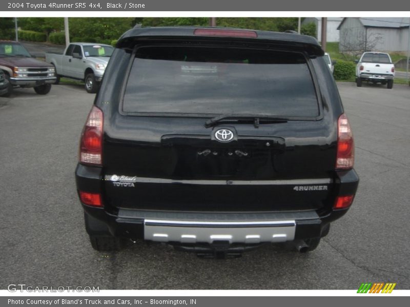 Black / Stone 2004 Toyota 4Runner SR5 4x4