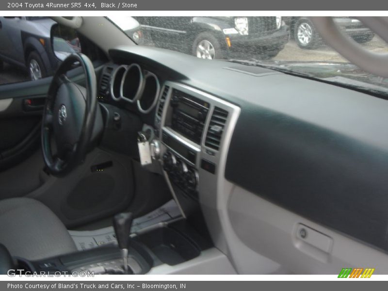 Black / Stone 2004 Toyota 4Runner SR5 4x4