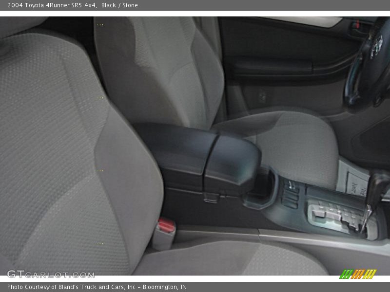 Black / Stone 2004 Toyota 4Runner SR5 4x4
