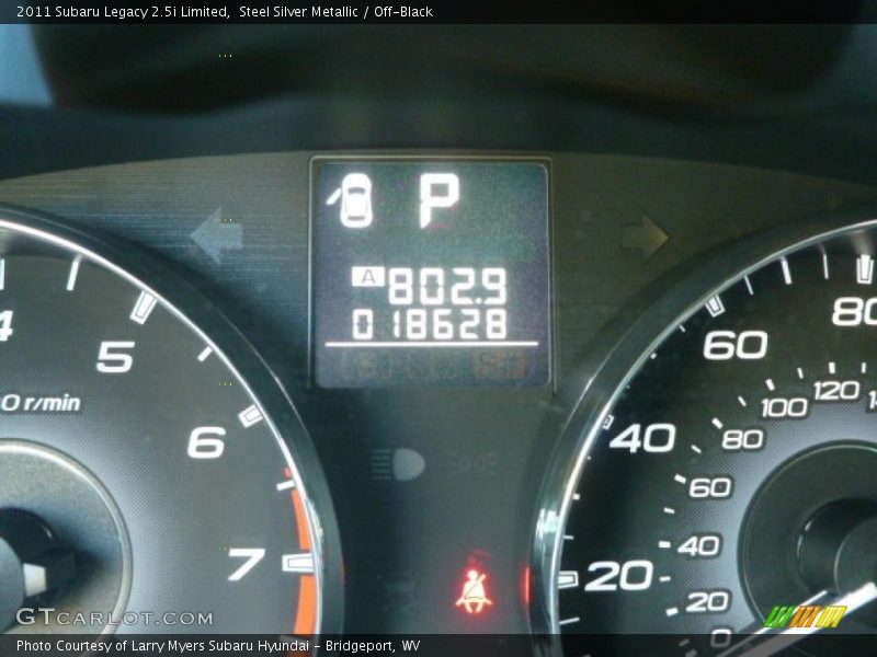 Steel Silver Metallic / Off-Black 2011 Subaru Legacy 2.5i Limited
