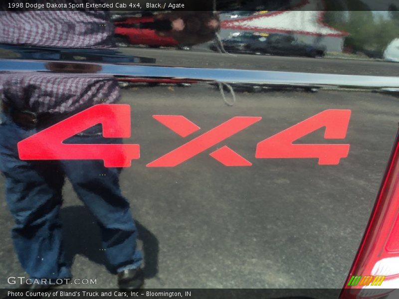 Black / Agate 1998 Dodge Dakota Sport Extended Cab 4x4
