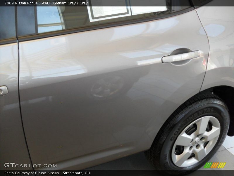 Gotham Gray / Gray 2009 Nissan Rogue S AWD